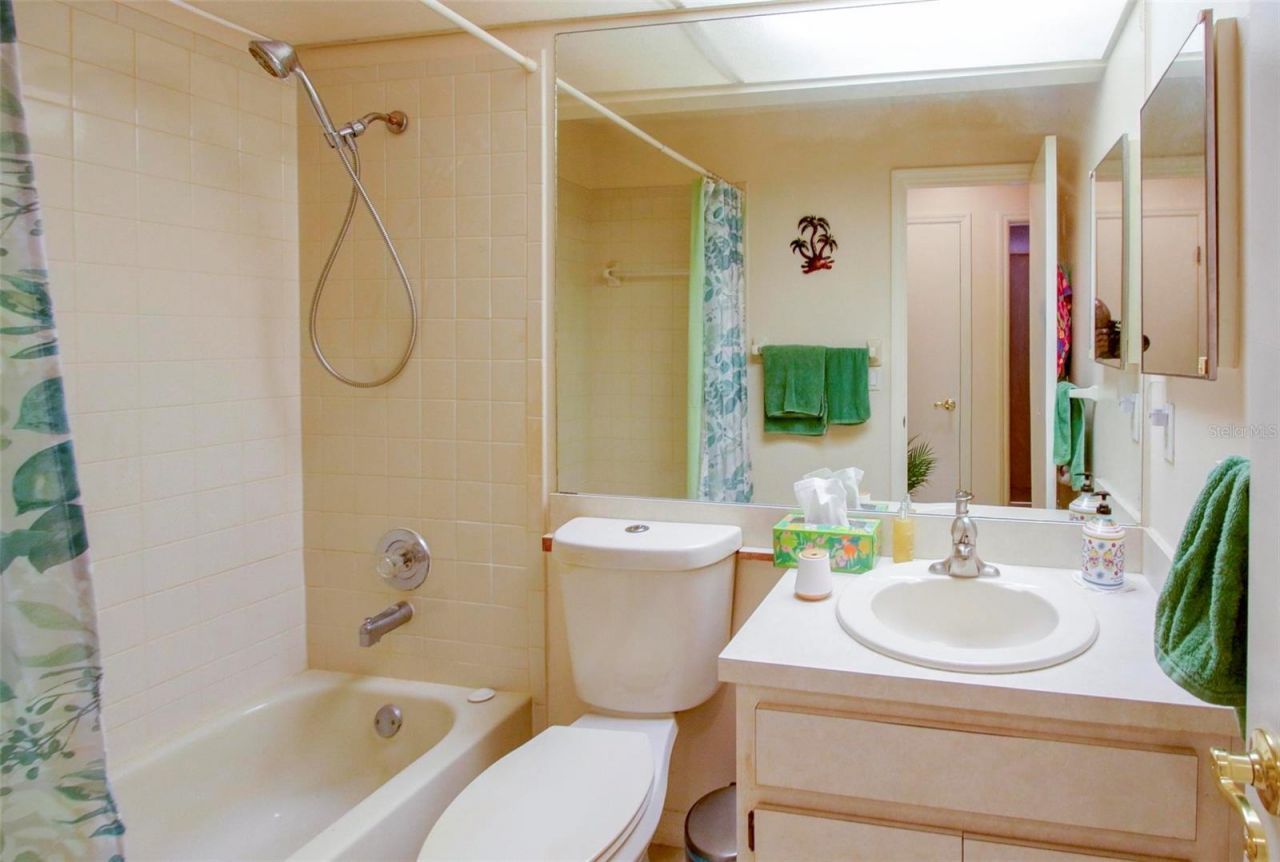 7403 Heather Walk Drive, Weeki Wachee, FL 34613 Photo
