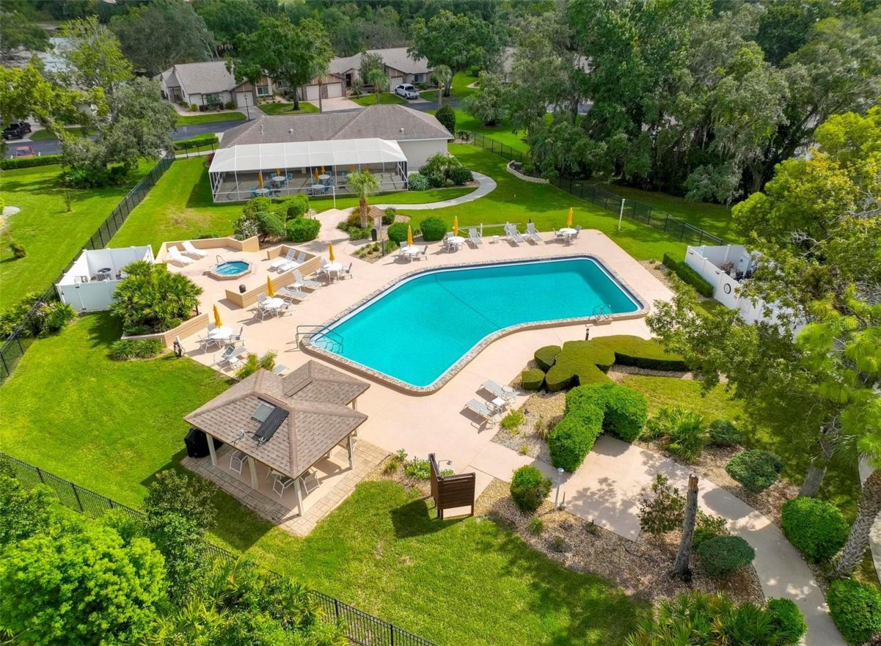7403 Heather Walk Drive, Weeki Wachee, FL 34613 Photo