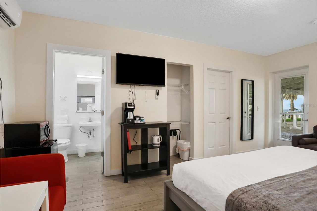 1204 S Ocean Shore Boulevard, Flagler Beach, FL 32136 Photo