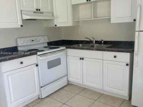 5649 SW 27th St , Unit 1, West Park, FL 33023