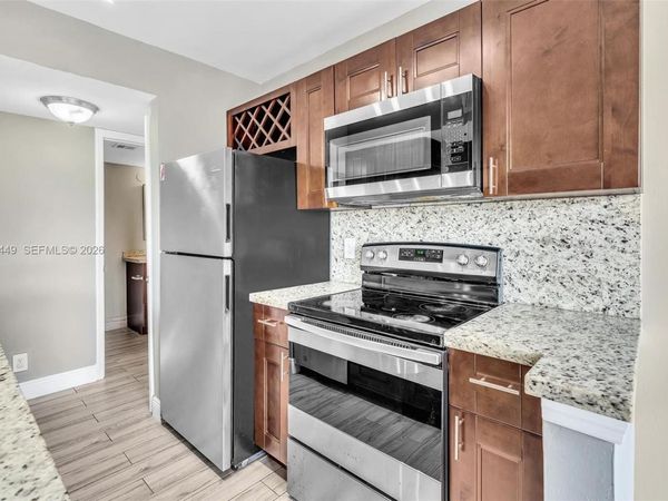 5686 Rock Island Rd , Unit 127, Tamarac, FL 33319