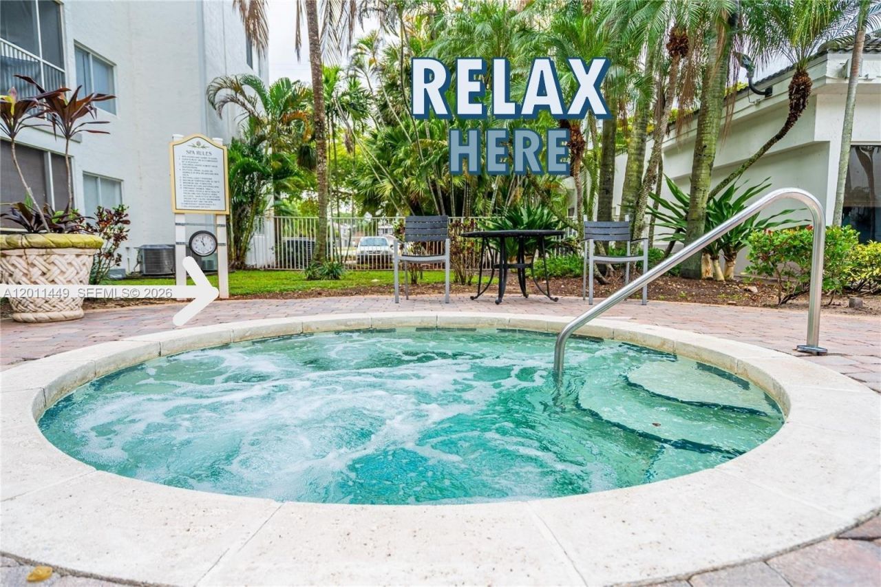 5686 Rock Island Rd , Unit 127, Tamarac, FL 33319 Photo