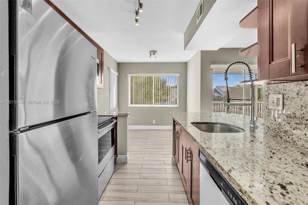 5686 Rock Island Rd , Unit 127, Tamarac, FL 33319 Photo