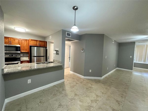 2841 N Oakland Forest Dr , Unit 111, Oakland Park, FL 33309