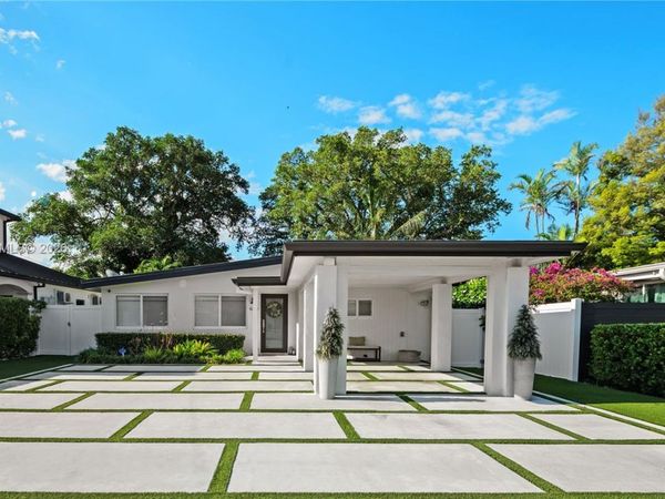 6230 SW 27th St, Miami, FL 33155
