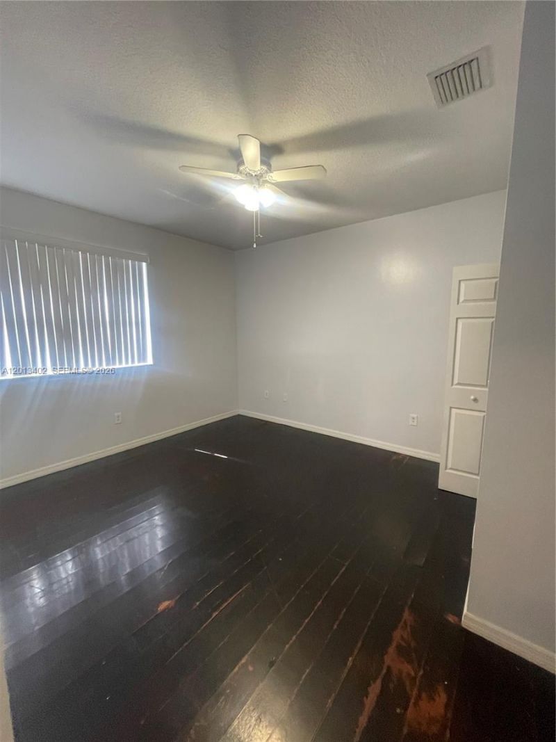 10666 SW 7th St , Unit 2106, Pembroke Pines, FL 33025 Photo