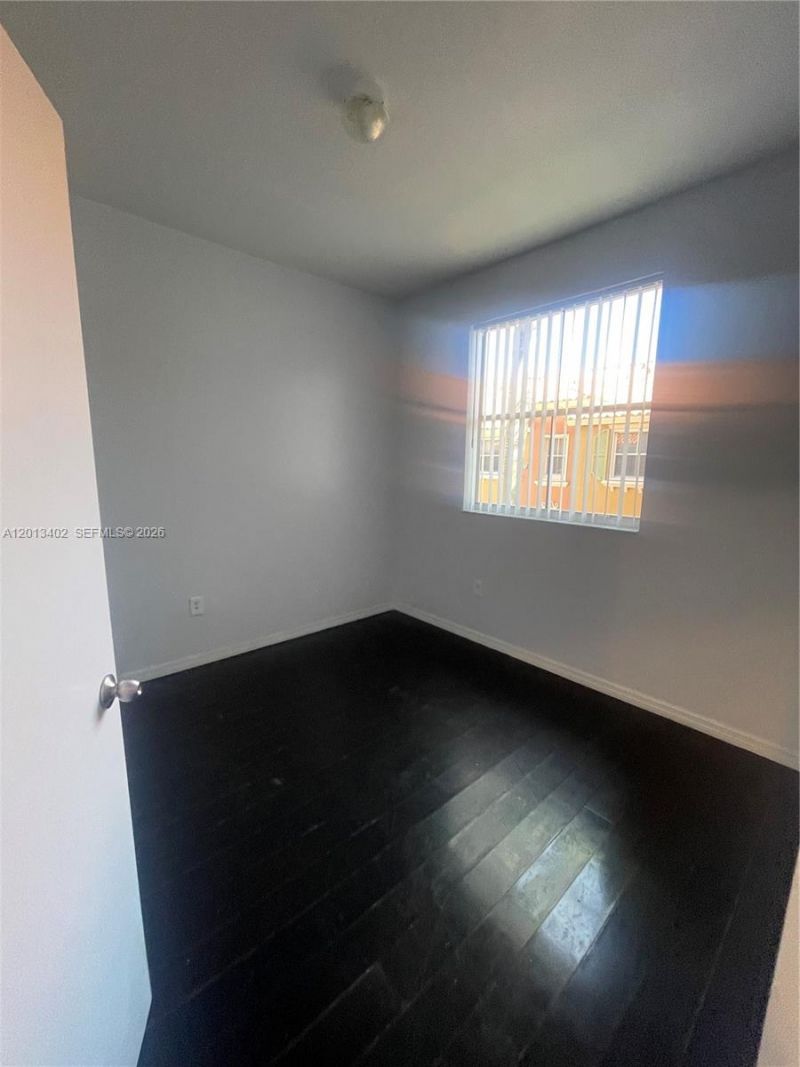 10666 SW 7th St , Unit 2106, Pembroke Pines, FL 33025 Photo