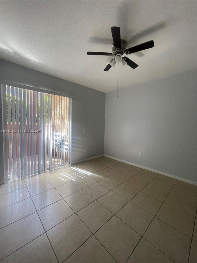 10666 SW 7th St , Unit 2106, Pembroke Pines, FL 33025 Photo