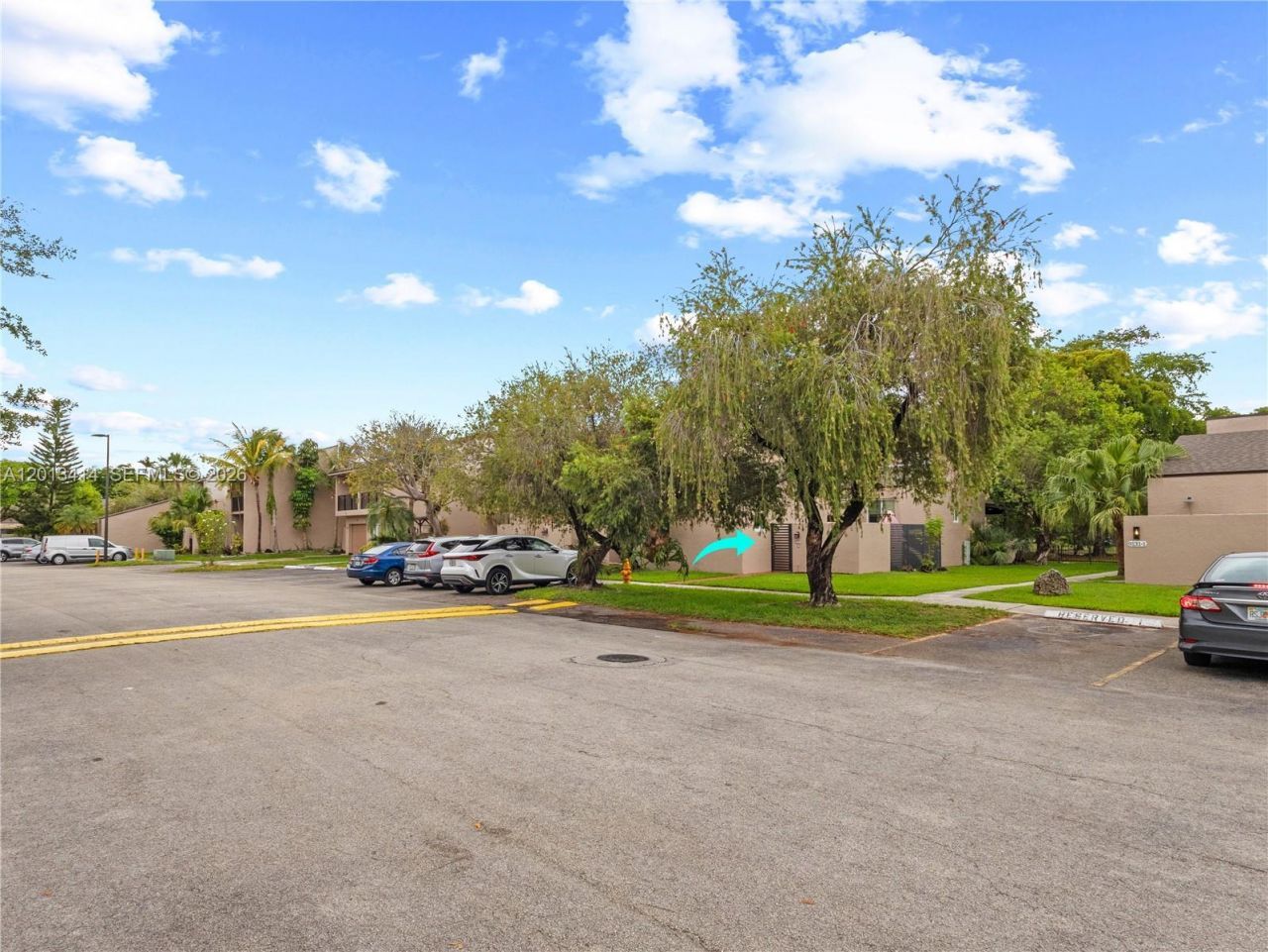 9133 Fontainebleau Blvd , Unit 8, Miami, FL 33172 Photo