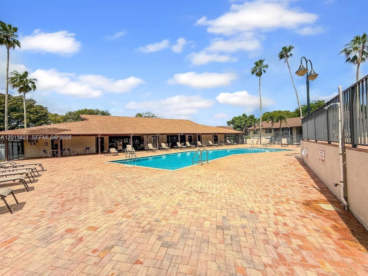 406 N Laurel Dr, Unit 207, Margate, FL 33063 Photo