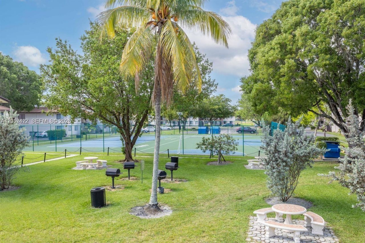 406 N Laurel Dr, Unit 207, Margate, FL 33063 Photo