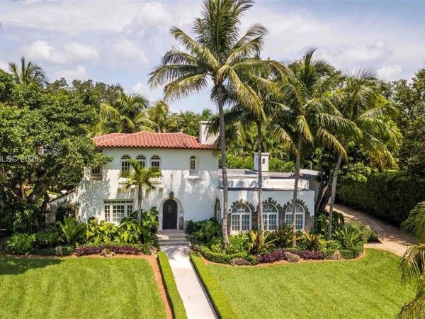 2010 N Greenway Dr, Coral Gables, FL 33134