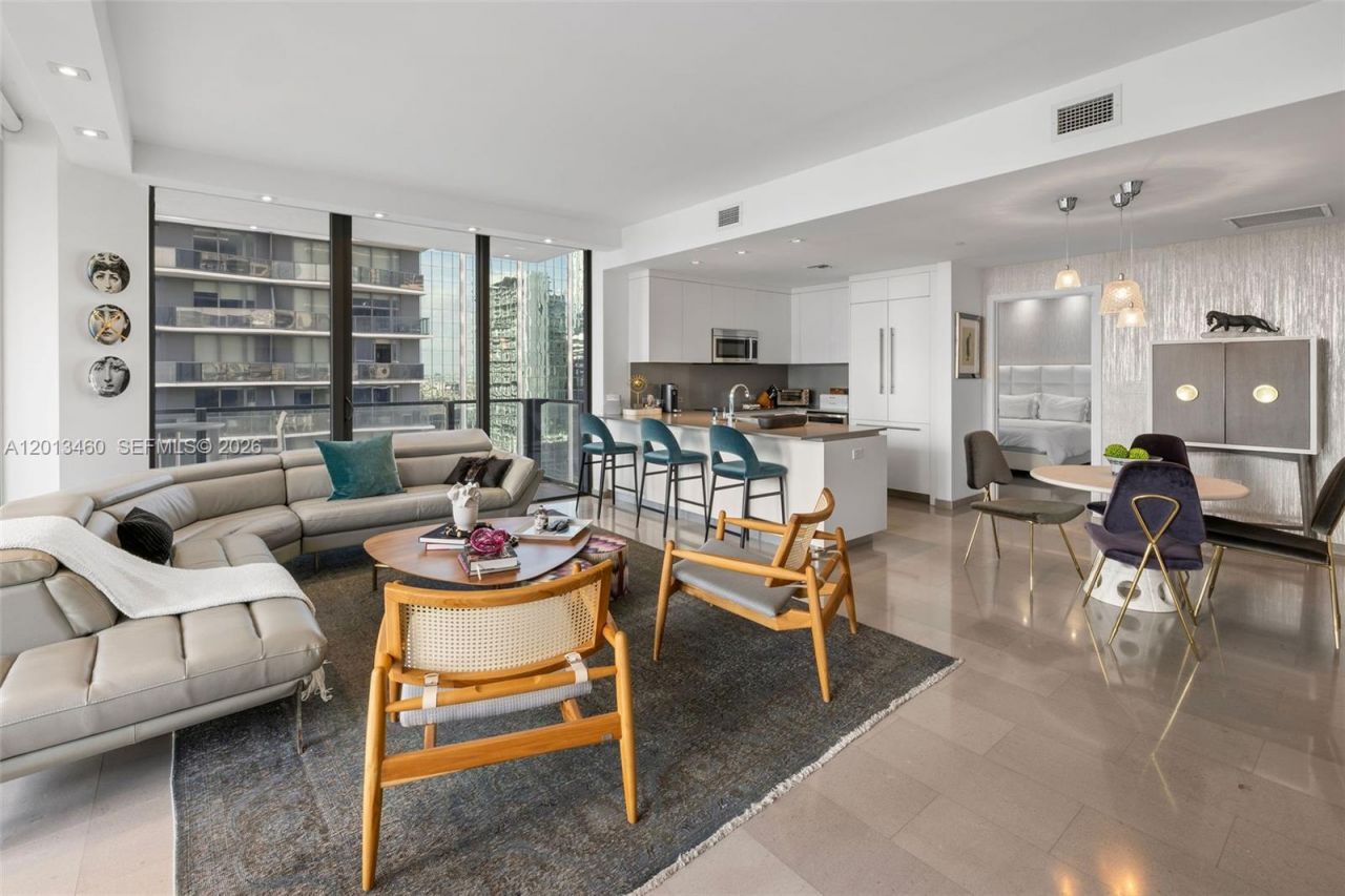 88 SW 7th St , Unit 1201, Miami, FL 33130 Photo