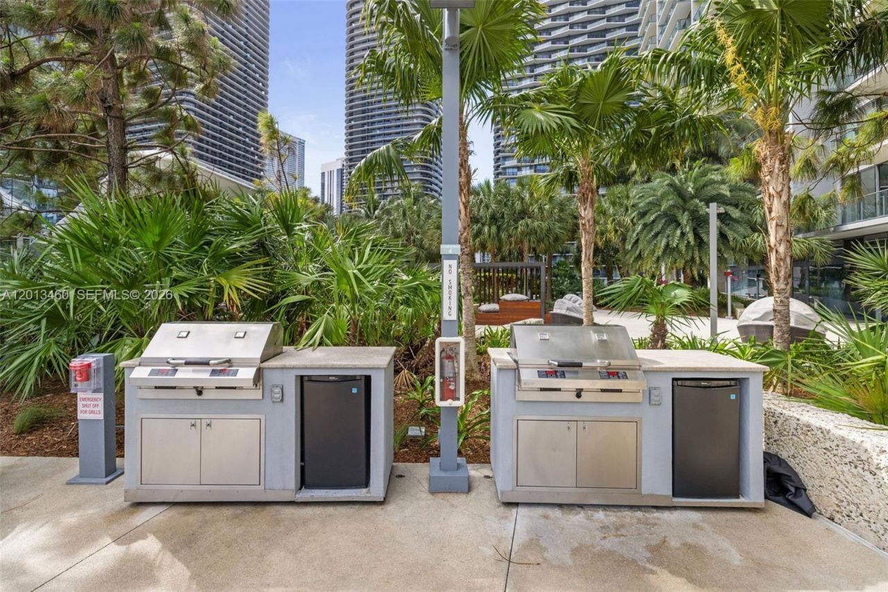 88 SW 7th St , Unit 1201, Miami, FL 33130 Photo
