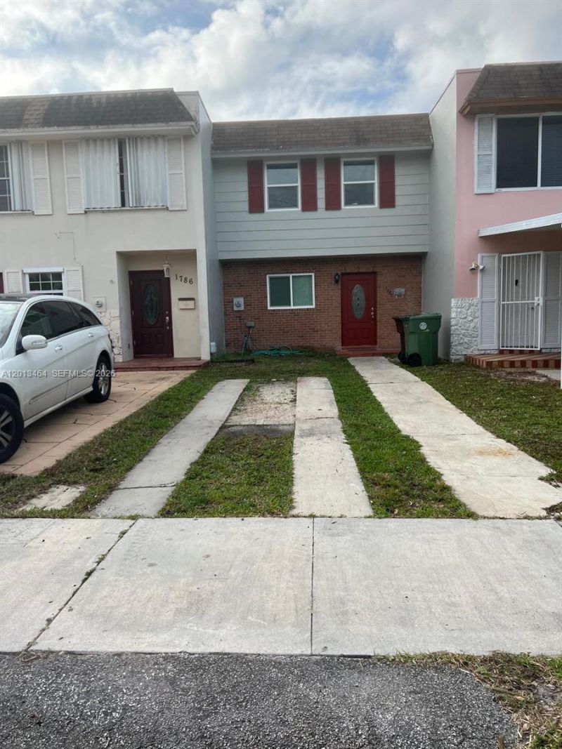 1790 W 75th St, Unit 1790, Hialeah, FL 33014 Photo