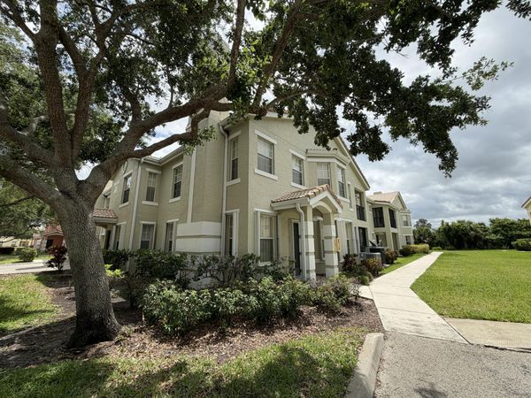 128 SW Peacock Boulevard, Port St. Lucie, FL 34986