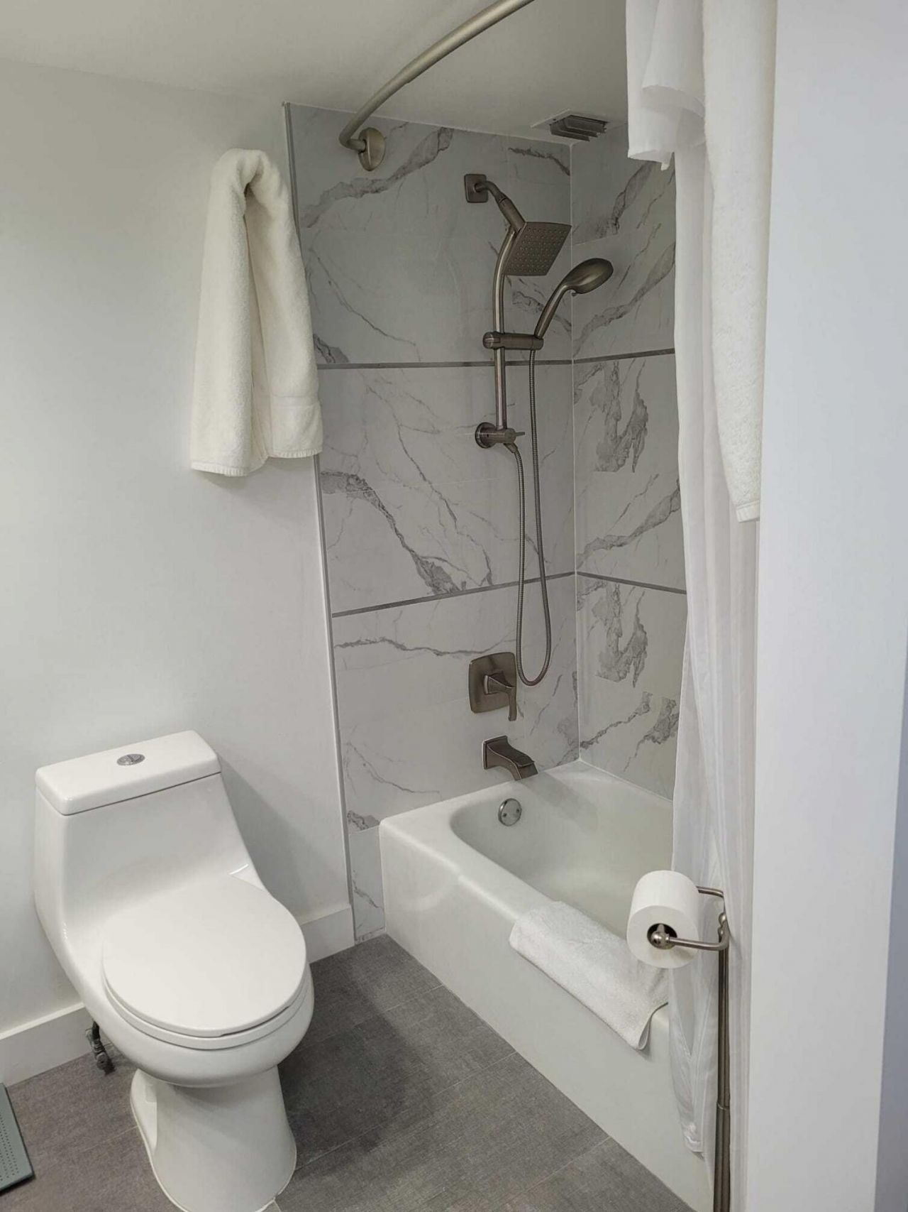 3300 N Palm Aire Drive, Unit 305, Pompano Beach, FL 33069 Photo