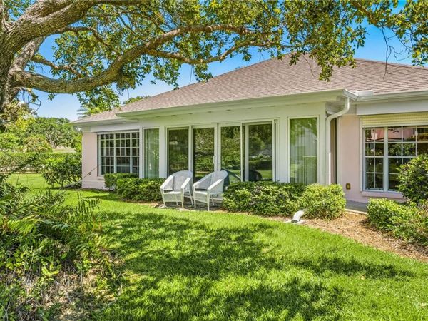 300 Harbour Drive, Unit 300-A, Vero Beach, FL 32963