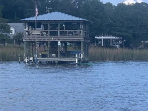 3969 Scenic Drive, Mobile, AL 36605