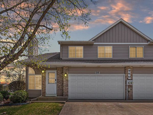 960 106th Lane NW, Unit 28, Coon Rapids, MN 55433
