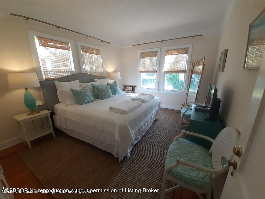 253 Park Avenue, Unit 2, Palm Beach, FL 33480 Photo