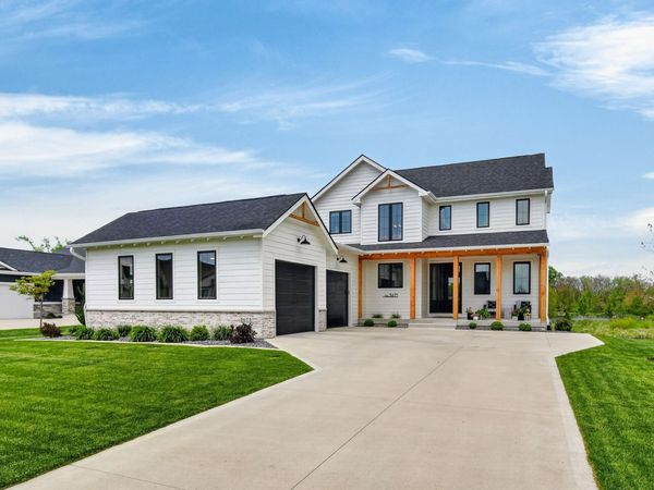 3671 N Callison Avenue, Cumming, IA 50061