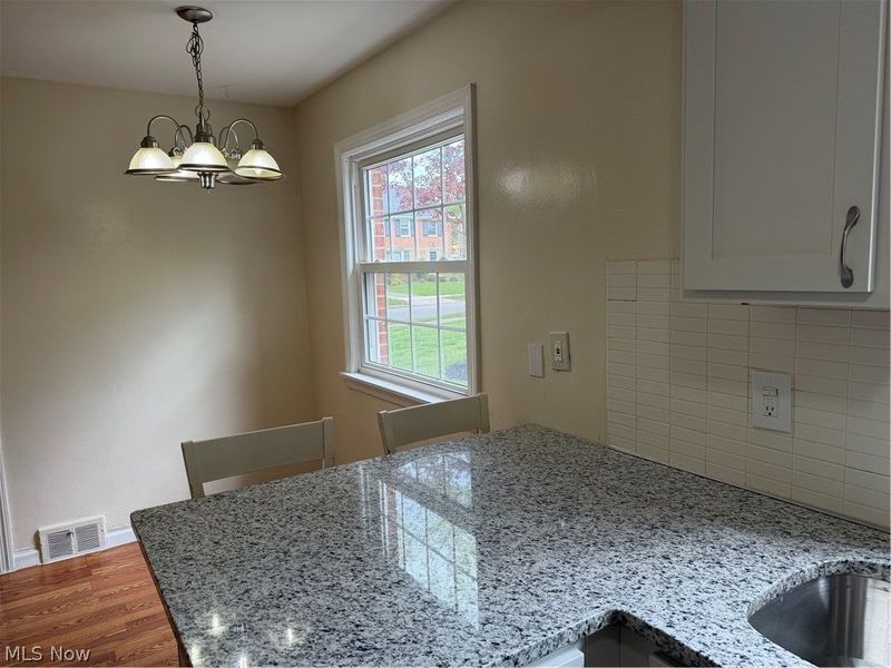 2304 Glendon Road, University Heights, OH 44118 Photo 10