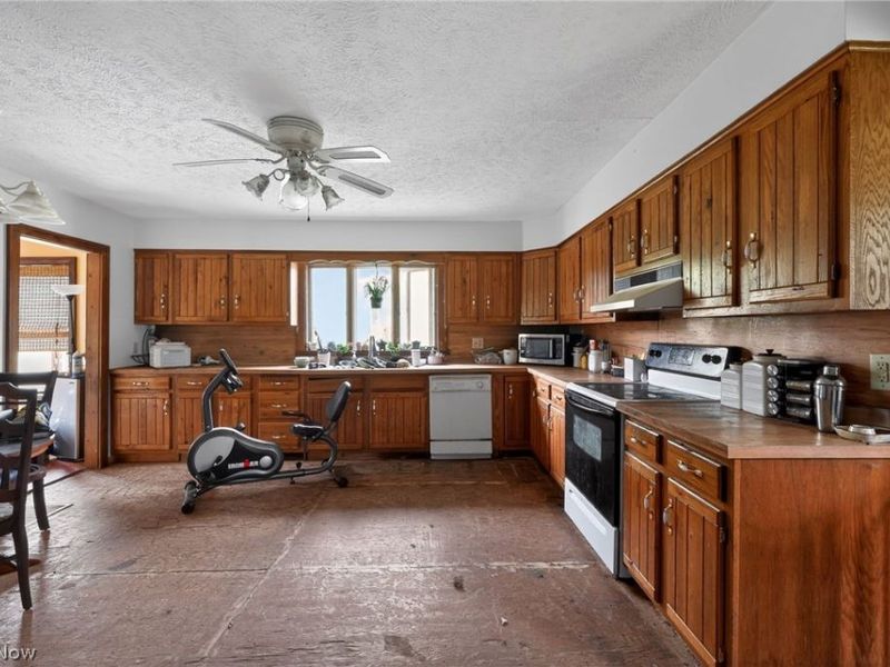 3680 New Hudson Road, Orwell, OH 44076 Photo 16