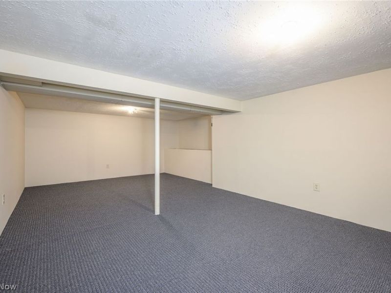 5950 Kentview Avenue NW, North Canton, OH 44720 Photo 23