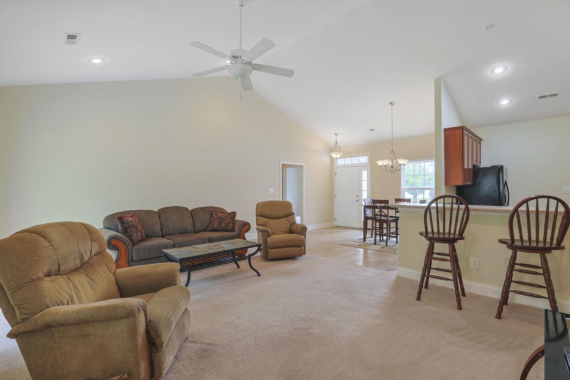 1104 Marley St. Photo 3