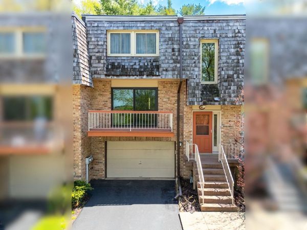 2673 BINGHAM Drive, Pittsburgh, PA 15241