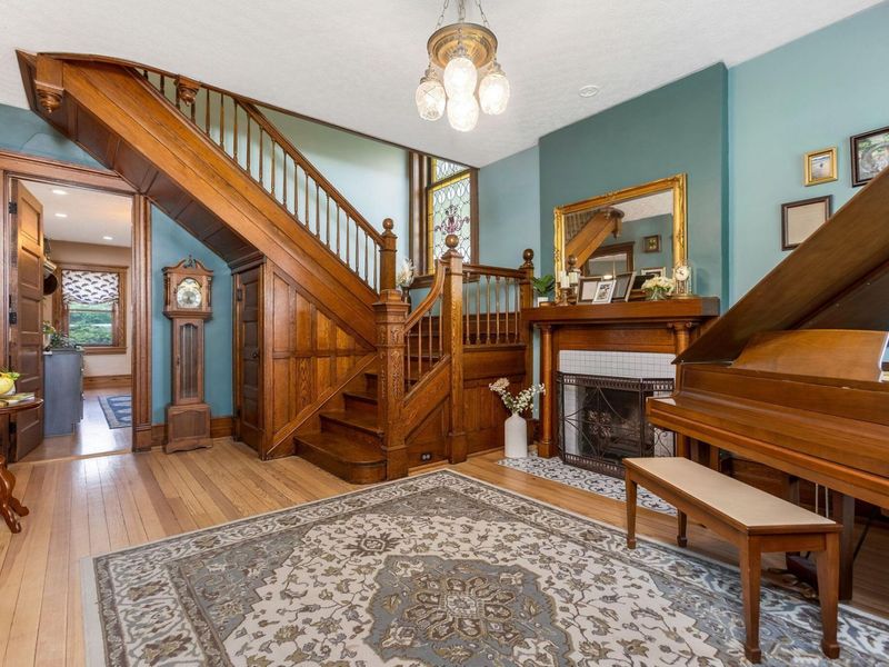 336 E Main Street, Logan, OH 43138 Photo 9