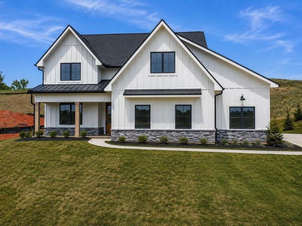 178 Purple Iris Place, Loudon, TN 37774
