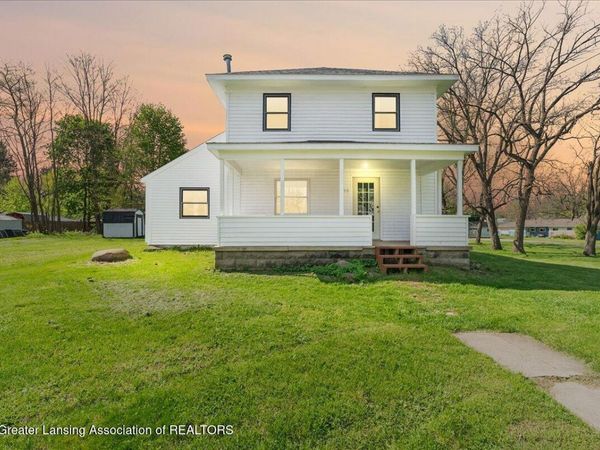 208 Dutton Street, Eaton Rapids, MI 48827
