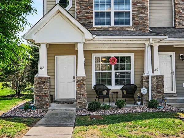 162 Cobblestone Place Dr, Goodlettsville, TN 37072
