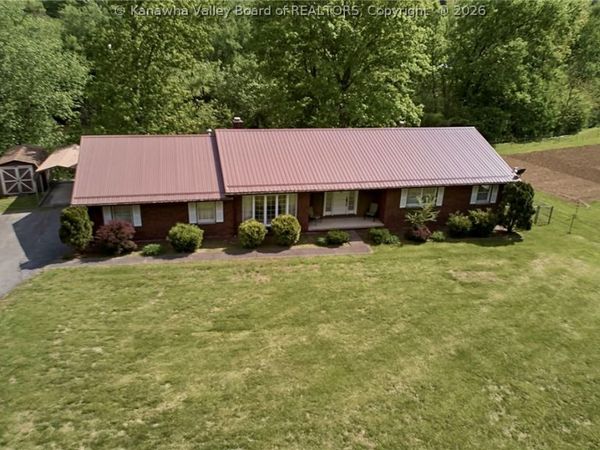 6316 Elk River Road N, Clendenin, WV 25045