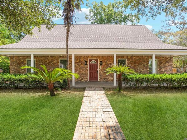 37209 Manchac Ln, Prairieville, LA 70769