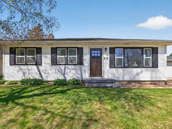 218 N Genevieve Street, Cedar Falls, IA 50613