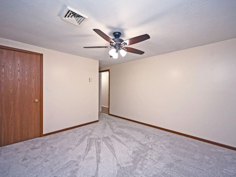 5120 Sugar Camp Road, Miami Twp, OH 45150 Photo 13