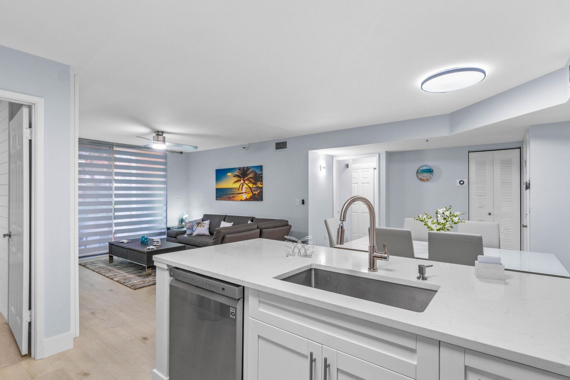 140 Yacht Club Way, Unit 107, Hypoluxo, FL 33462 Photo