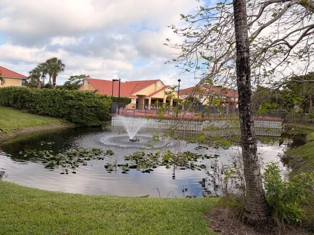 5661 Riverside Drive, Unit 203b7, Coral Springs, FL 33067 Photo