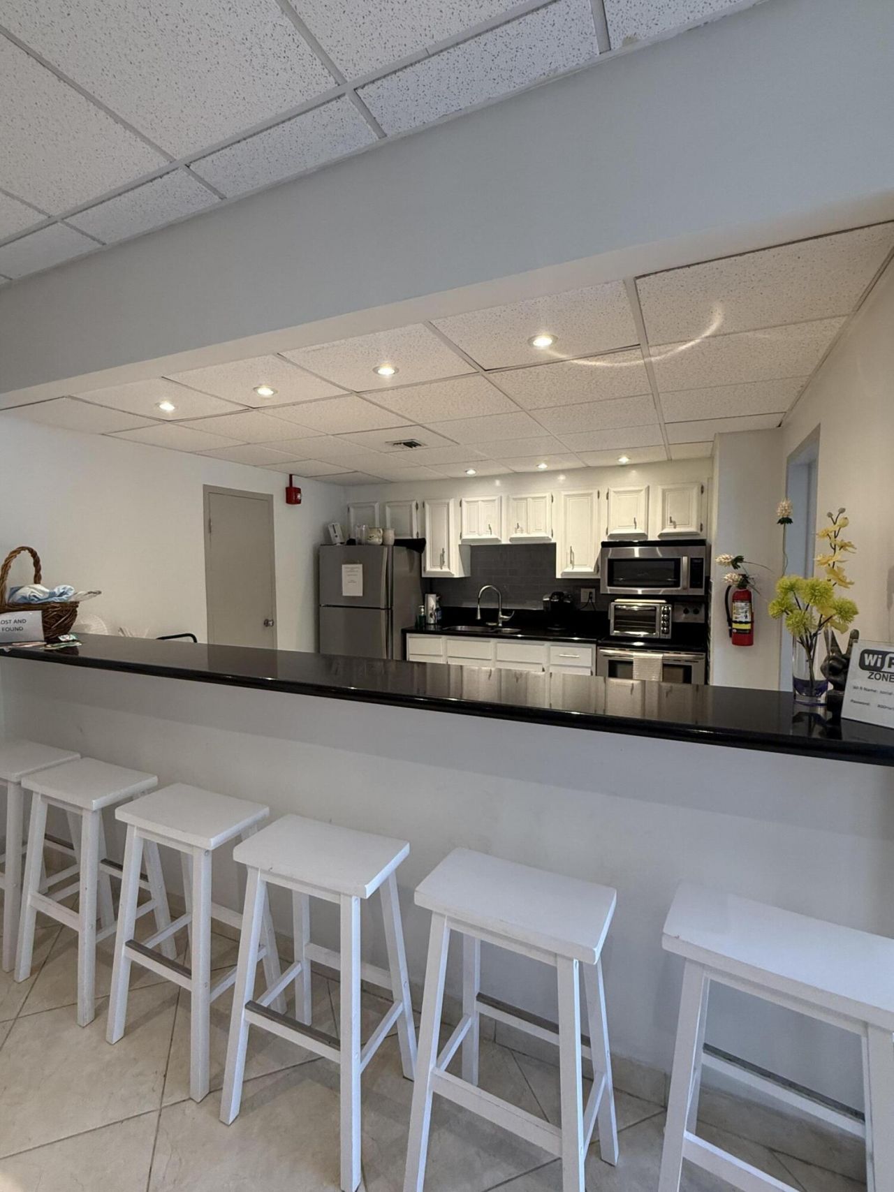800 SE 20th Avenue, Unit 105, Deerfield Beach, FL 33441 Photo