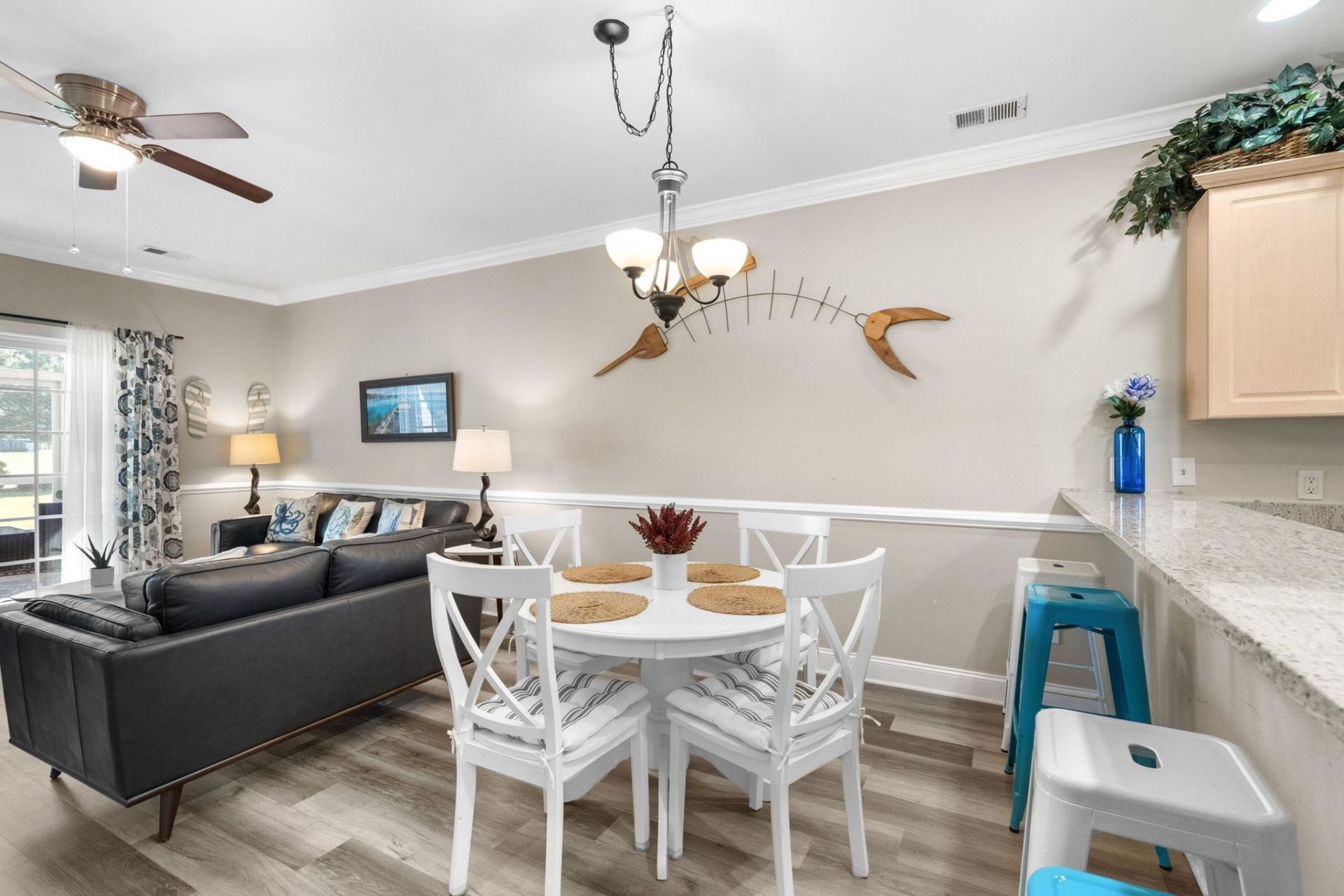 4889 Magnolia Point Ln. Photo 12