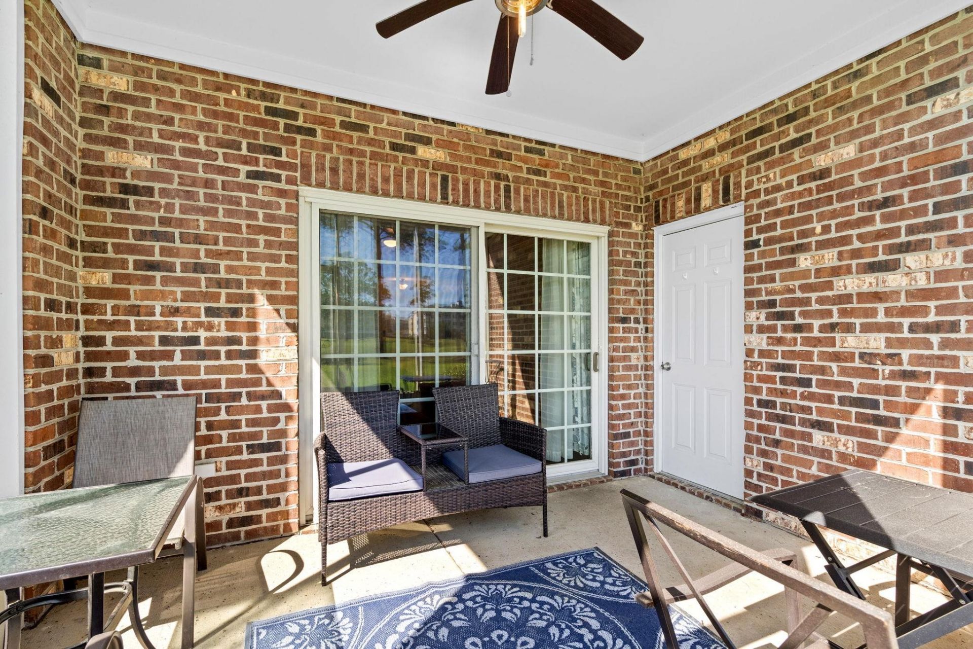 4889 Magnolia Point Ln. Photo 31
