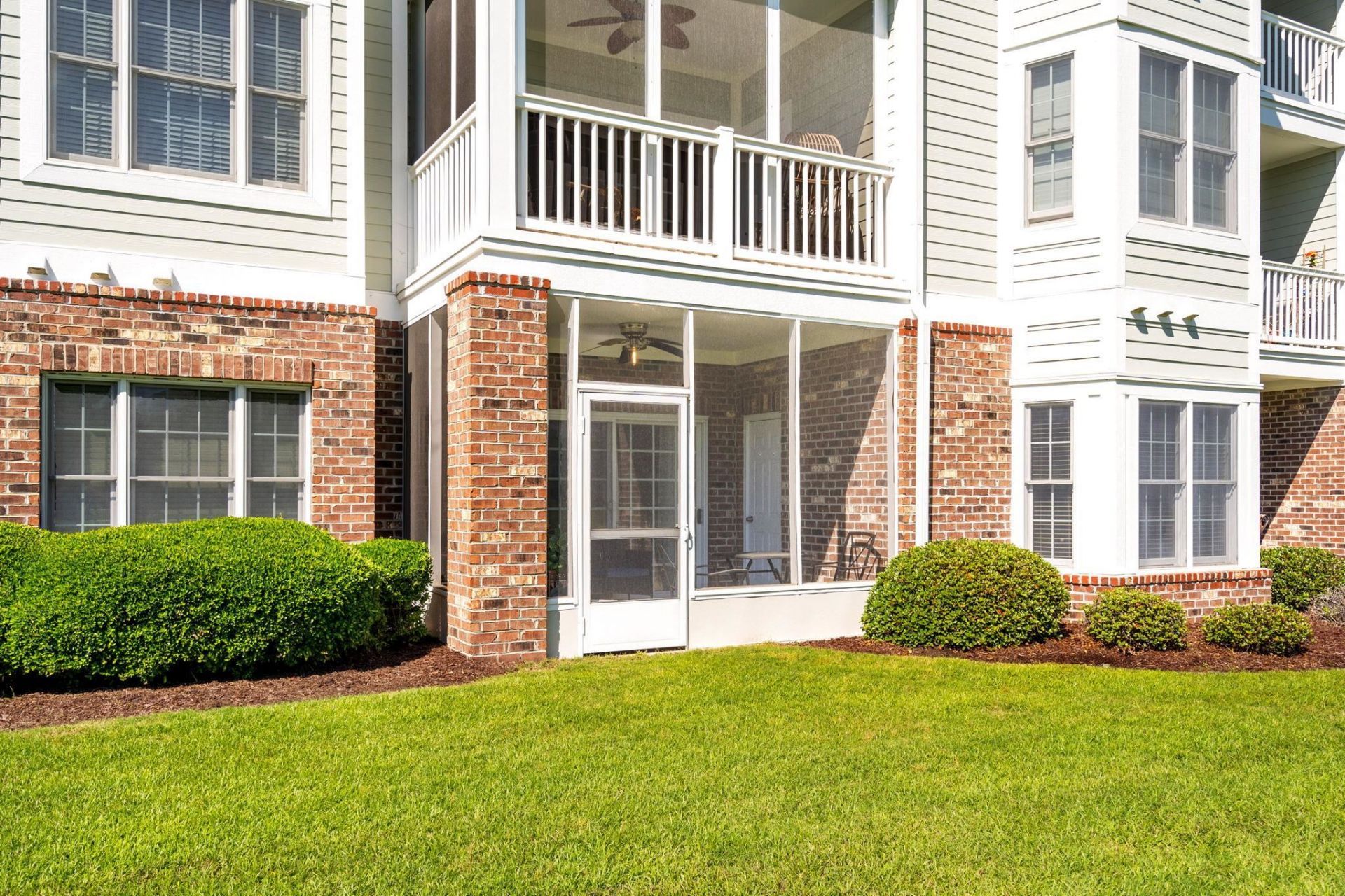 4889 Magnolia Point Ln. Photo 32