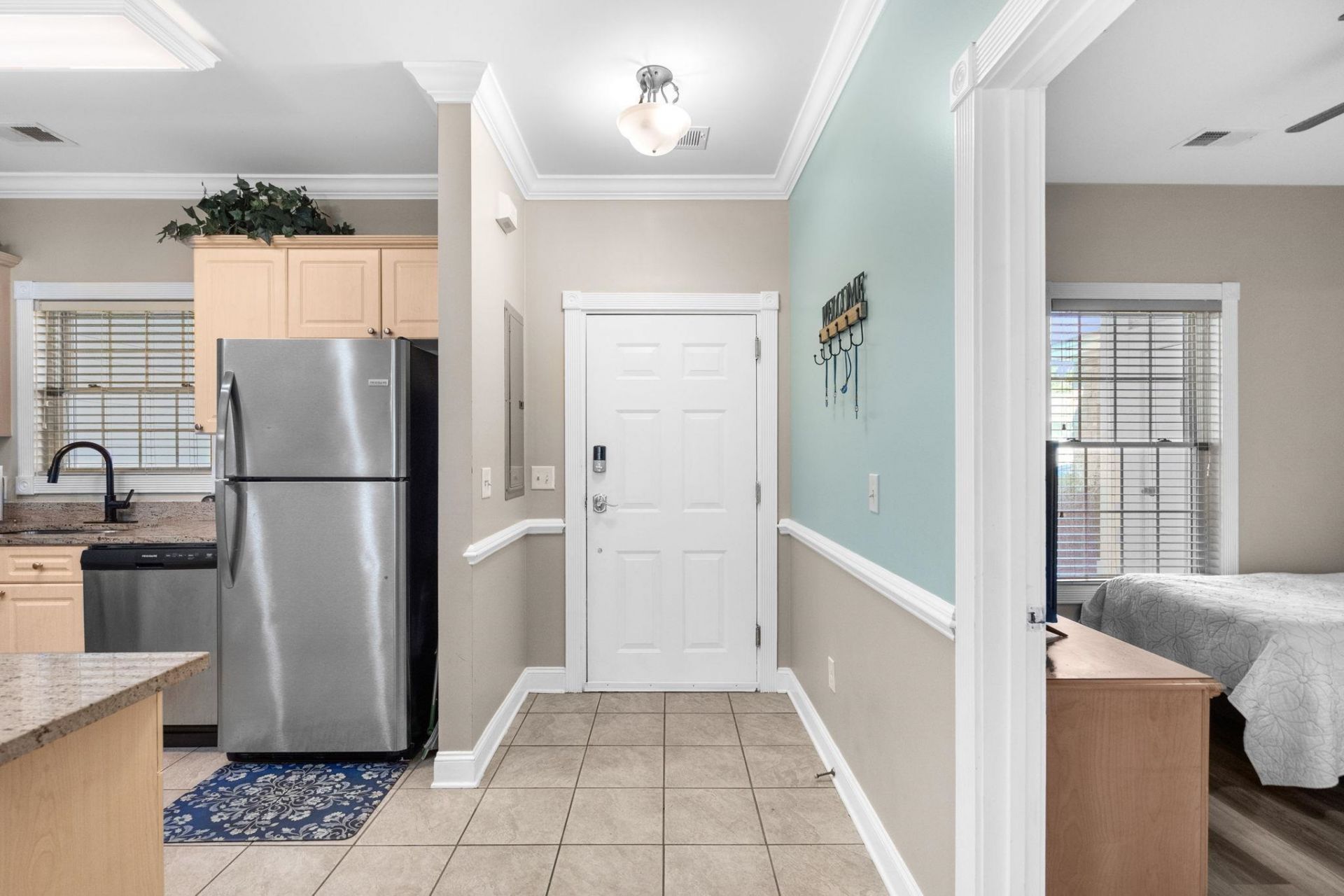 4889 Magnolia Point Ln. Photo 5