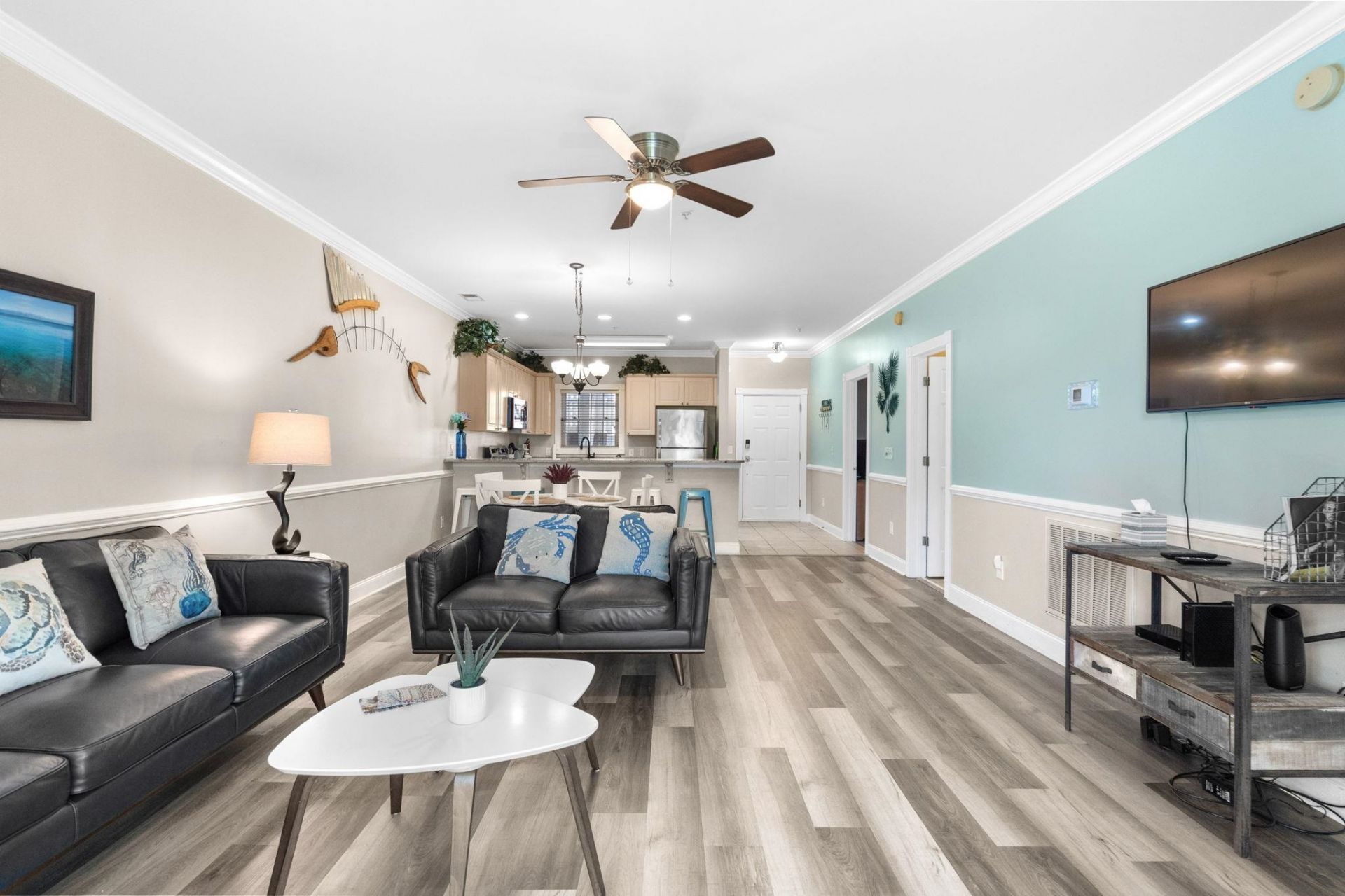 4889 Magnolia Point Ln. Photo 9