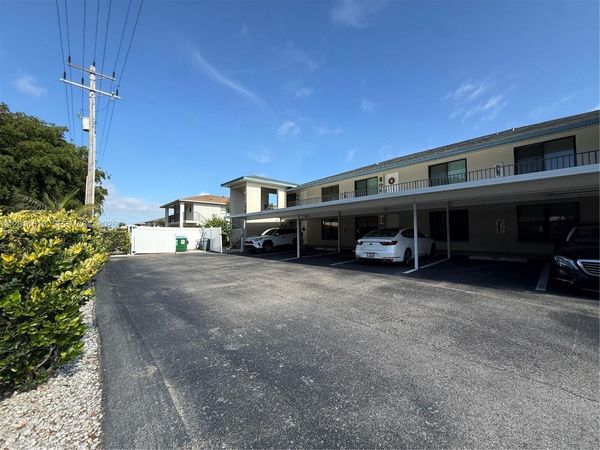 123 SW 47TH TER , Unit #201, Cape Coral, FL 33914