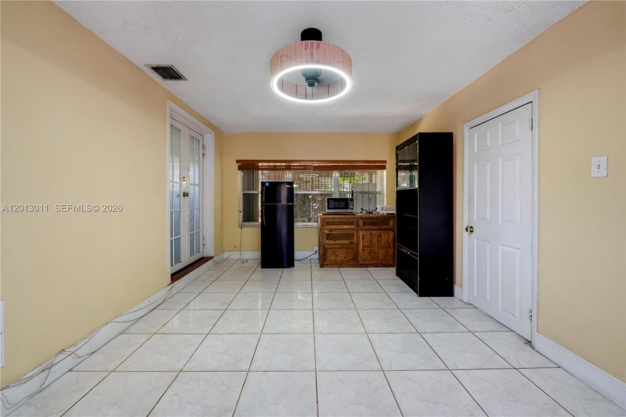 444 SW 36th Ave, Miami, FL 33135 Photo
