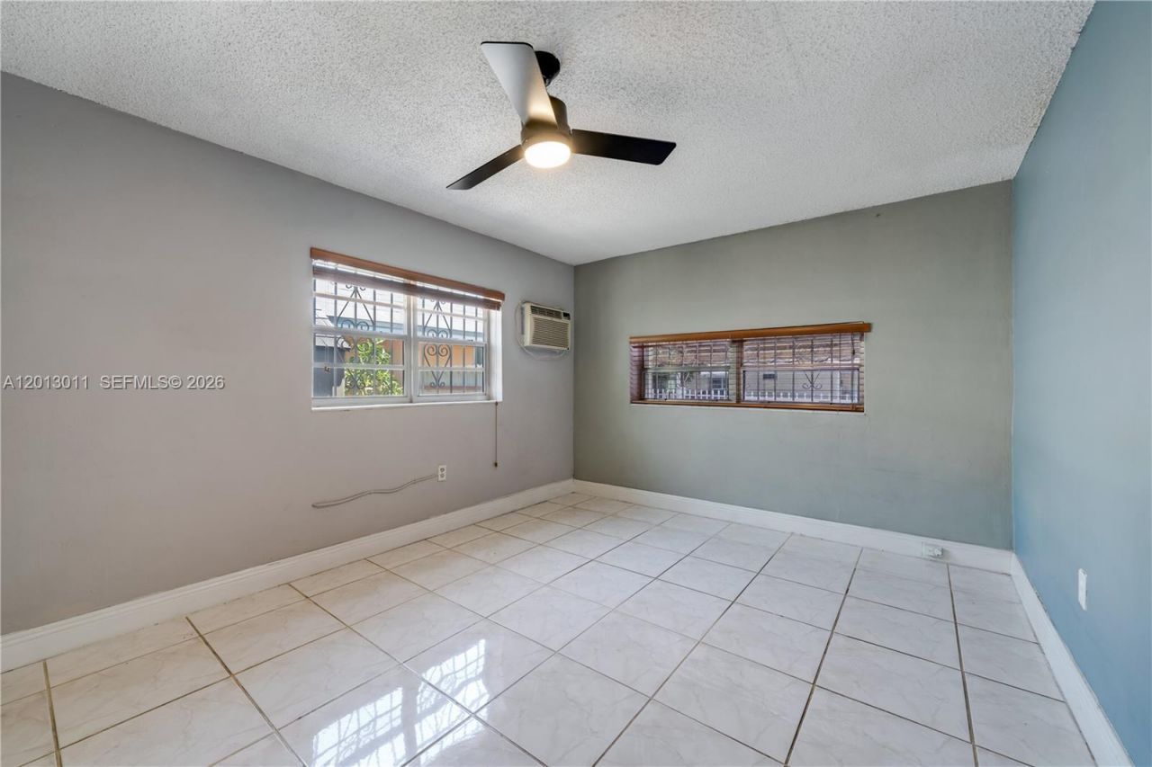 444 SW 36th Ave, Miami, FL 33135 Photo